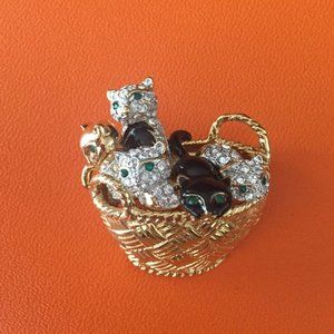 Carolee “Cats In The Basket” Enamel Brooch - image 1